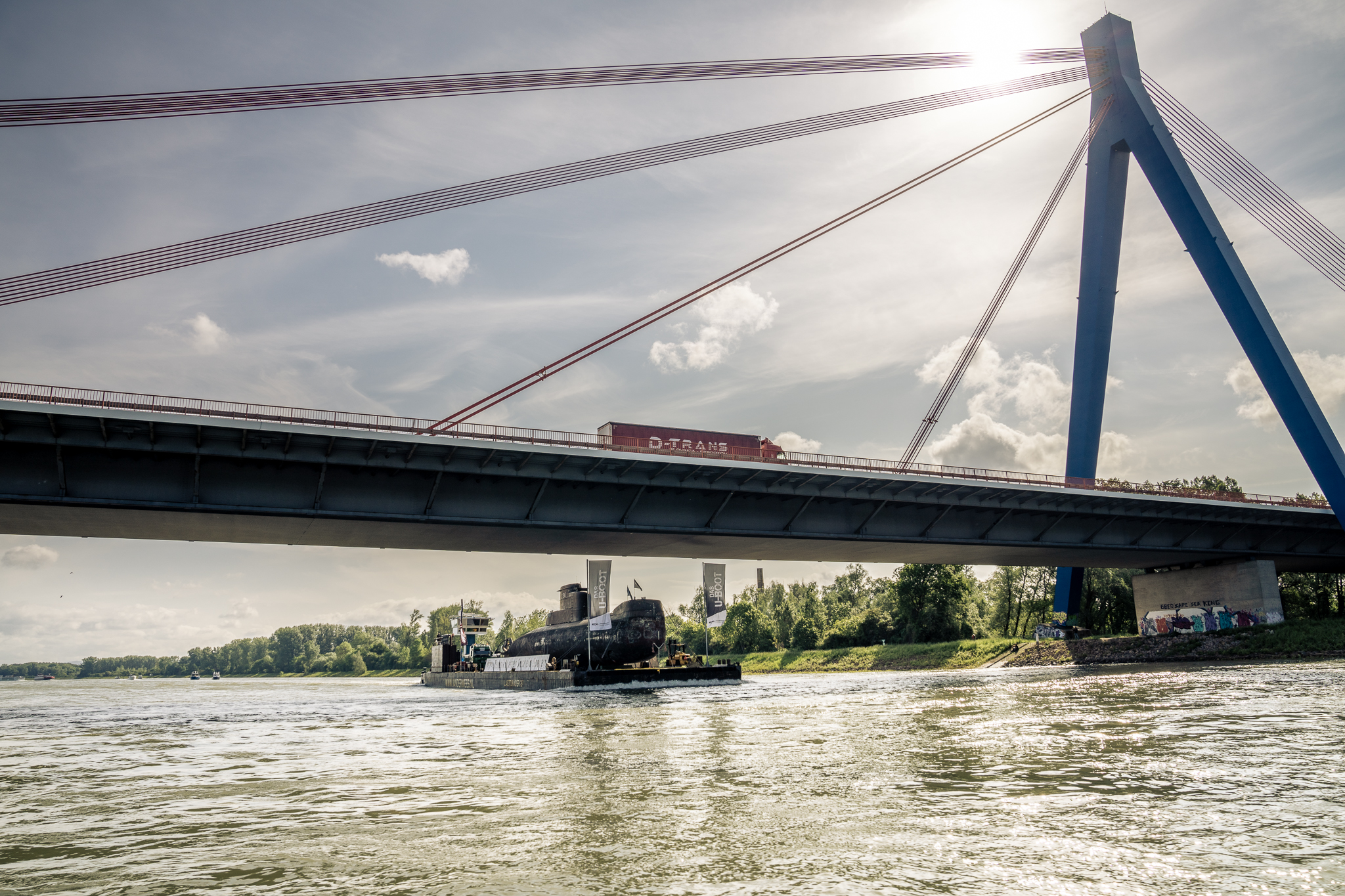 Der Speyerer Naturhafen war hier nicht mehr weit: die Rheinbrücke der Domstadt.
